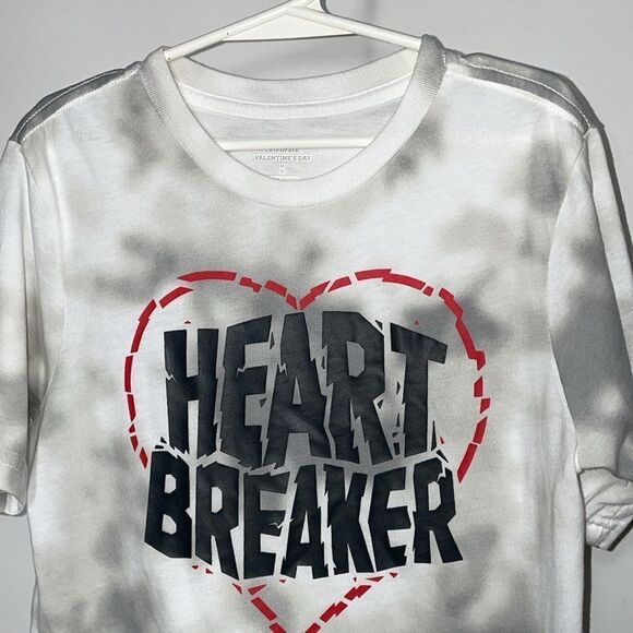 Child’s T-shirt - Picture 3 of 8